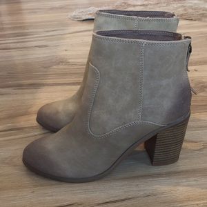 NWT, unworn, vegan taupe leather booties.